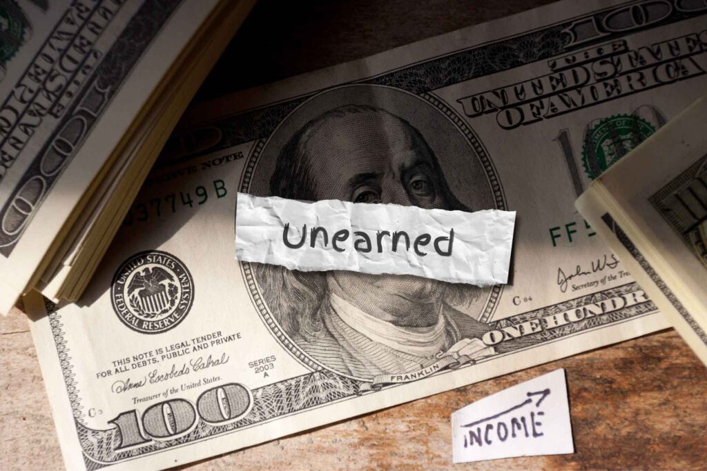Understand-What-is-Unearned-Income-Examples-and-Tax-Tips-upper-class-career-featured