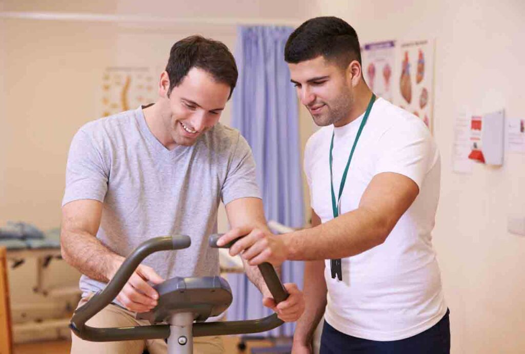 20-Jobs-That-Keep-You-Active-and-Pay-Wel-physical-therapist