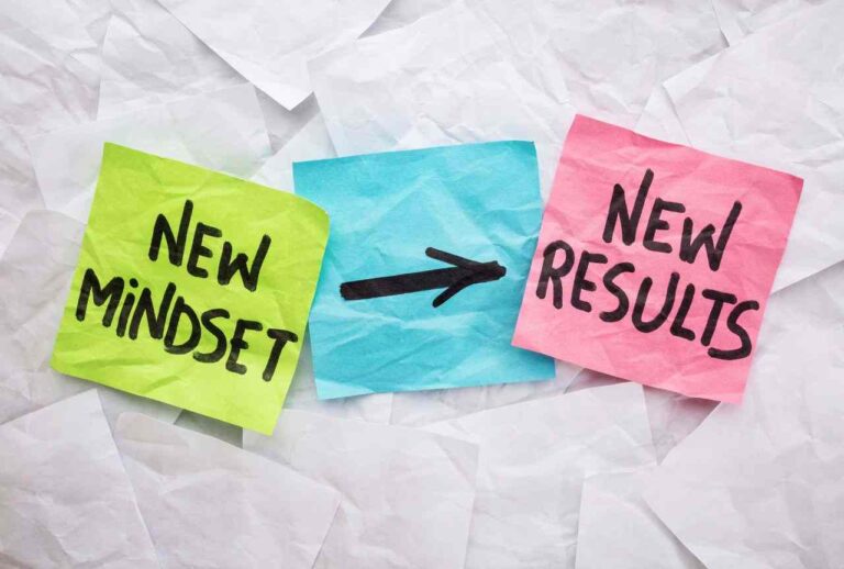 How To Develop a Growth Mindset At Work (Proven Tips & Habits)