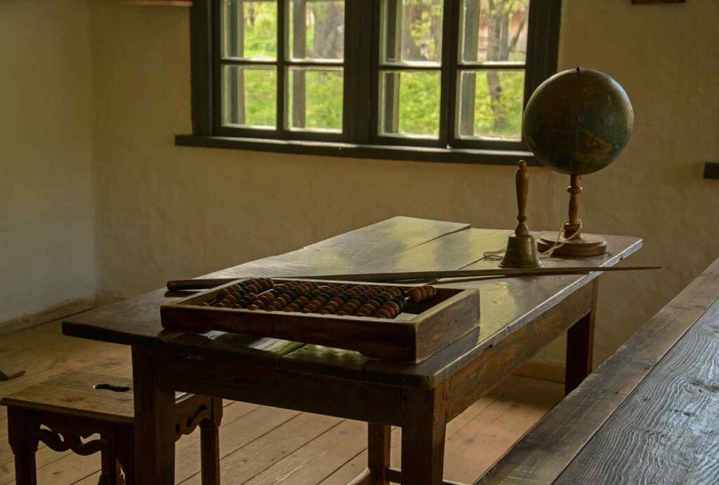 Subjects-That-Were-Once-Taught-in-Schools-But-Don-t-Exist-Anymore-featured