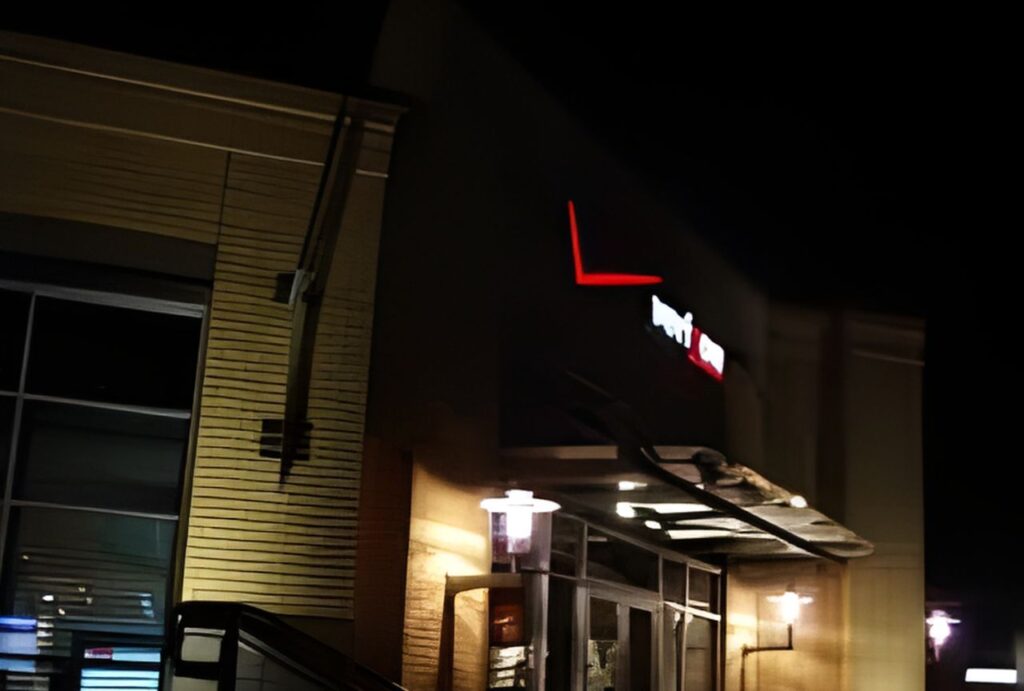 Why-Verizon-Is-Axing-15-of-Its-Workforce-15000-Jobs-Inside-Verizons-Layoffs-detail