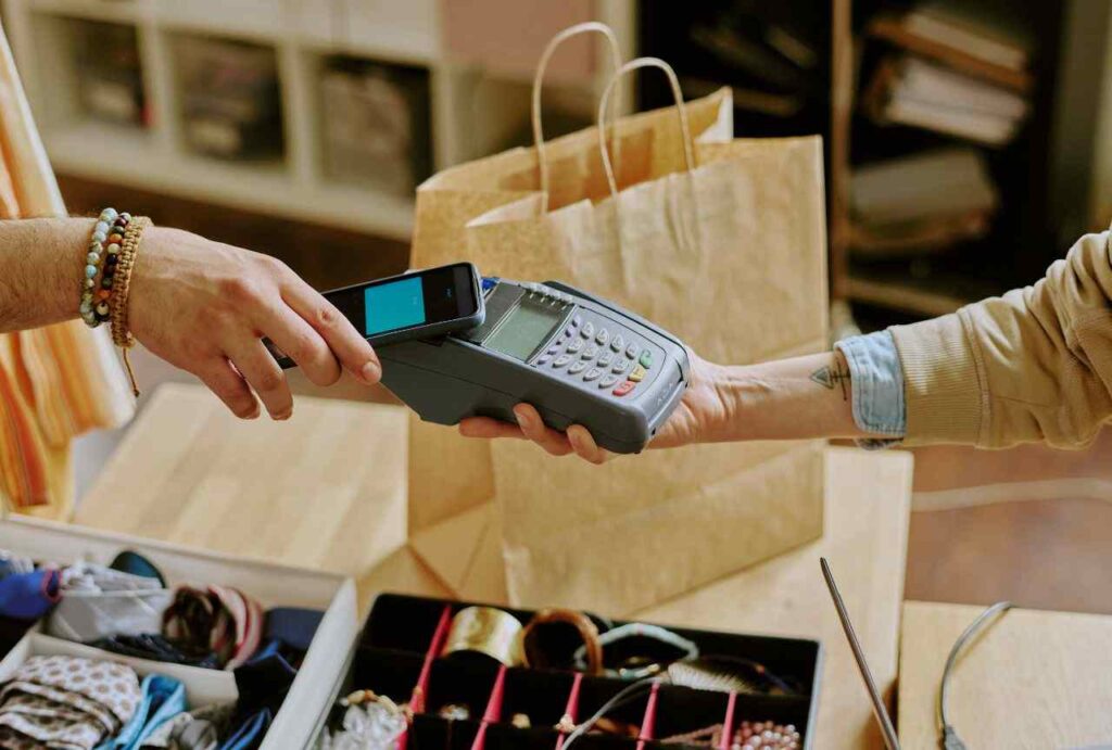 7-Cognitive-Biases-That-Are-Making-You-Spend-More-Money-Every-Day-purchase