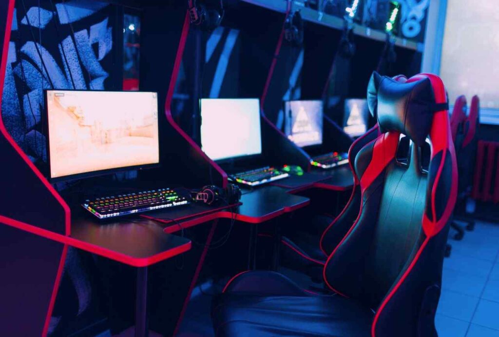 Layoff-Wave-Sweeps-the-Gaming-Industry-Impacting-Wildlight-Riot-Ubisoft-and-Others-why