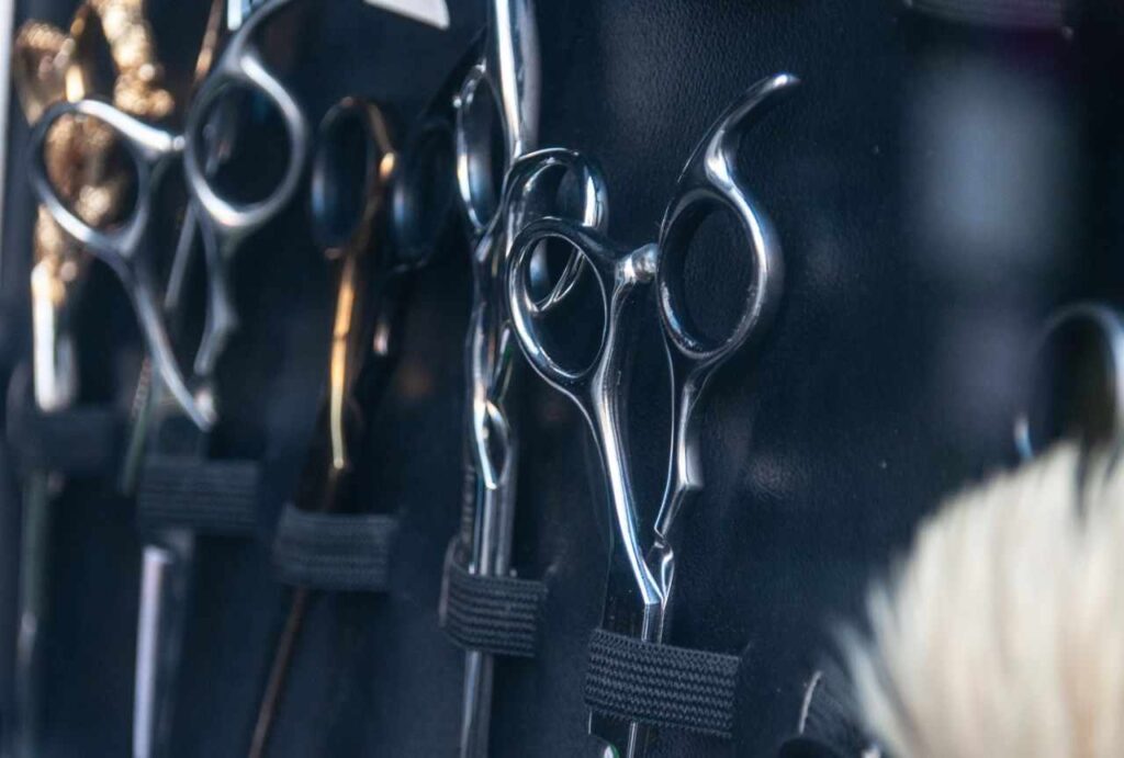 10-Jobs-Once-Considered-Low-Value-That-Are-Now-the-Fastest-Growing-barber