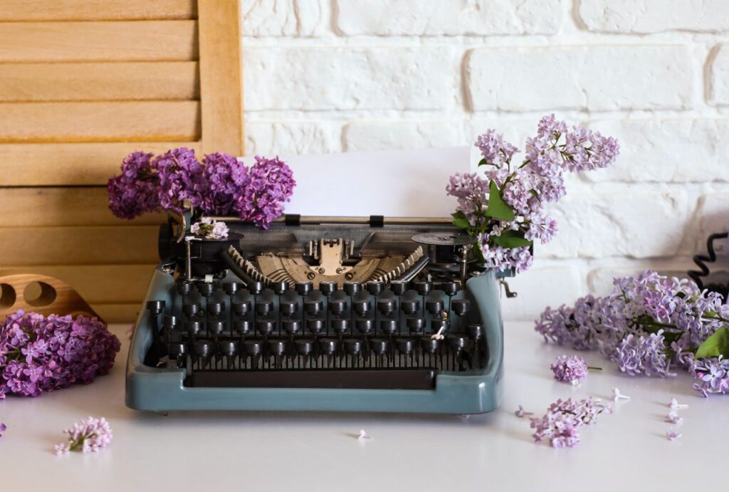 25-Questions-Women-Authors-Quiz-Featured